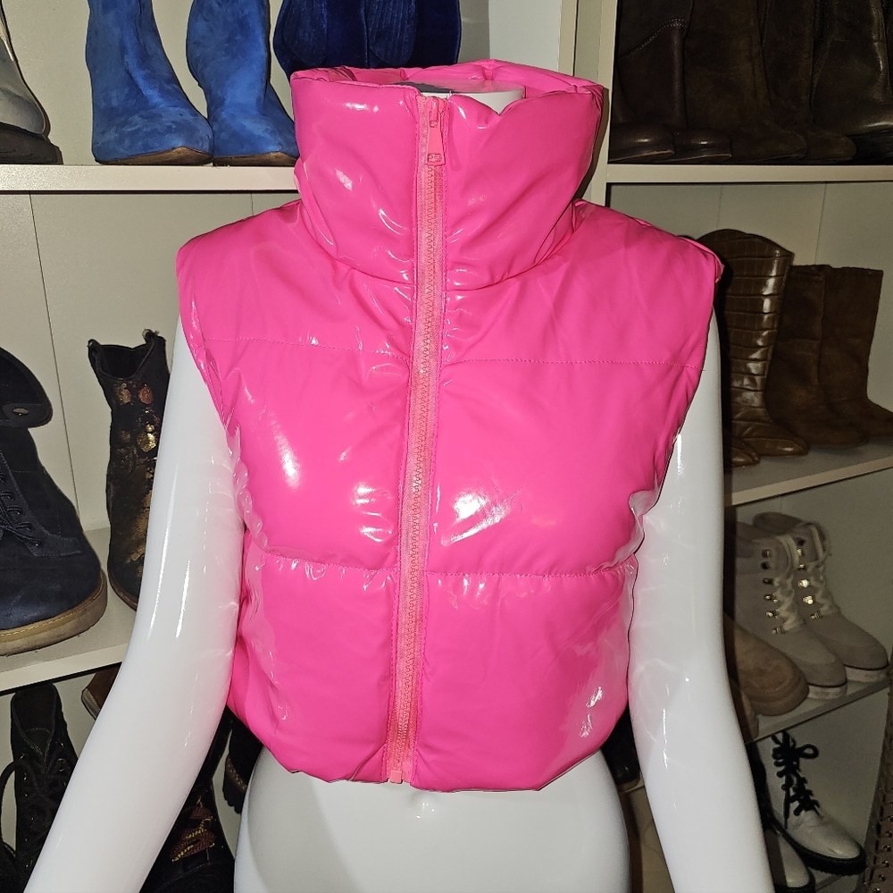 Daisy Neon Pink Cropped Puffer Vest – Size Small